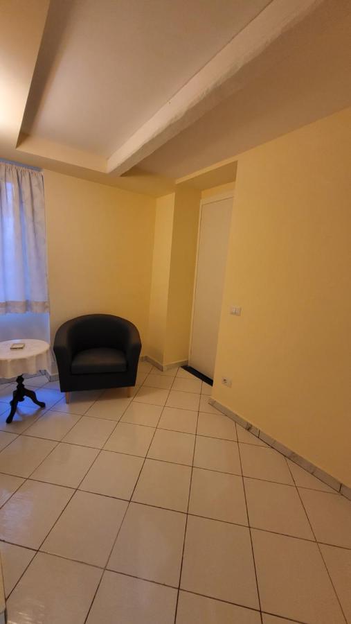 La Casa Di Bruno Suites Napels Buitenkant foto