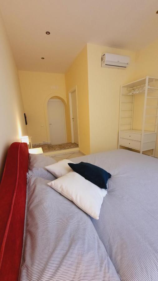 La Casa Di Bruno Suites Napels Buitenkant foto